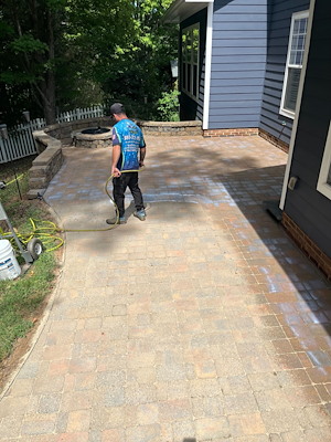 paver cleaning and sealing